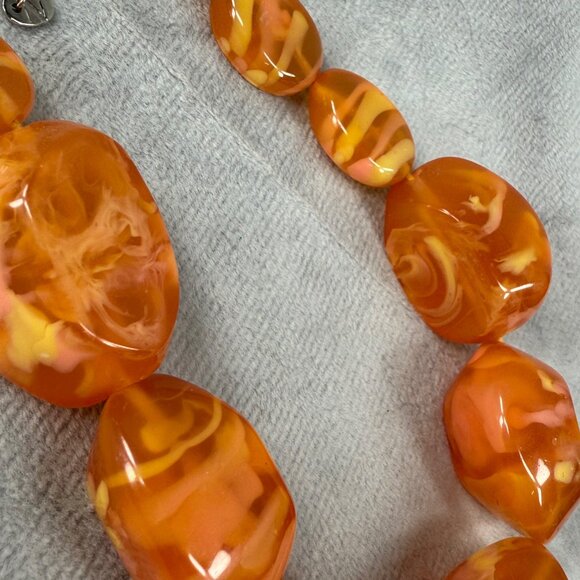 Vintage Style Orange Swirl Resin Acrylic Beaded Necklace Adjustable Chain - Picture 9 of 16